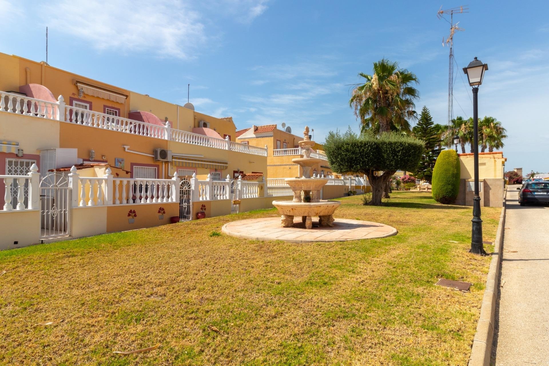 Resale - Townhouse - Orihuela Costa - La Regia