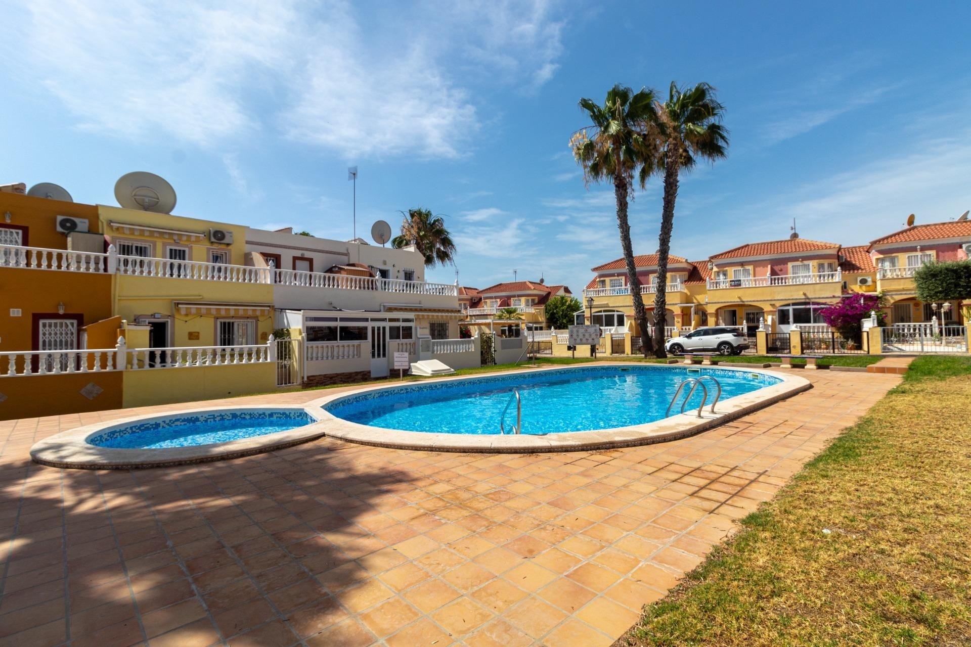 Resale - Townhouse - Orihuela Costa - La Regia