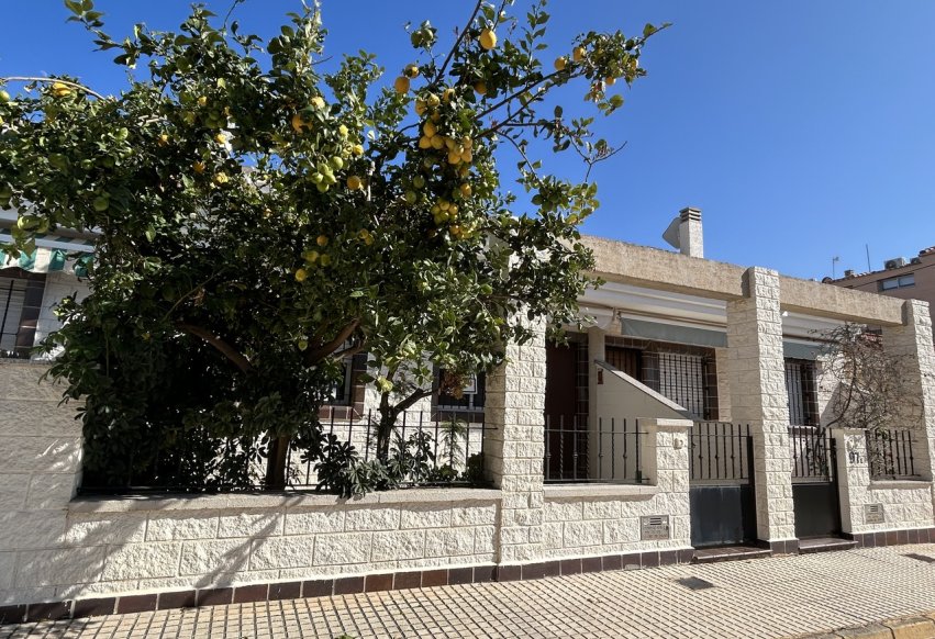 Resale - Townhouse - Pilar de la Horadada - Torre de la Horadada