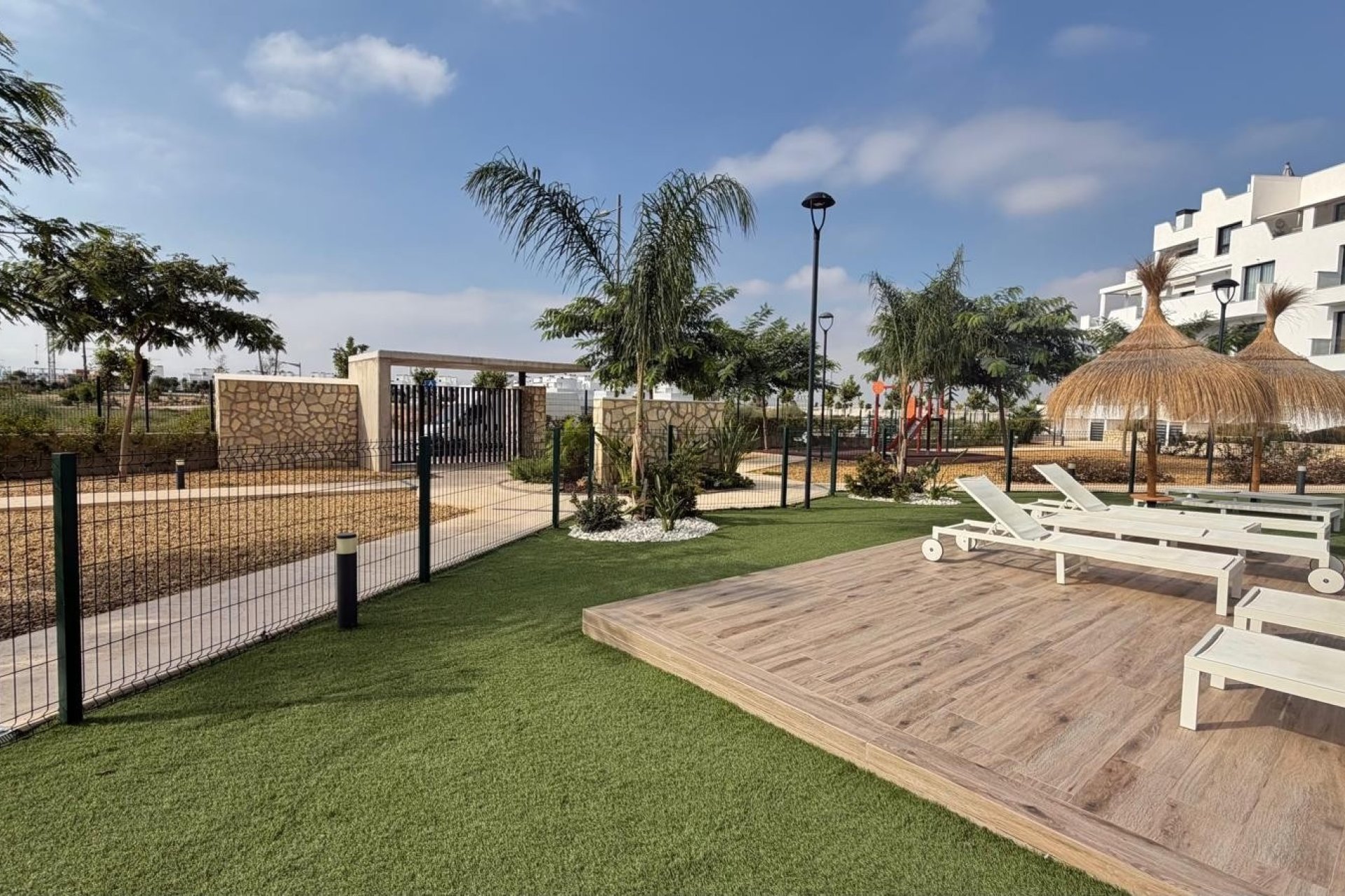 Resale - Townhouse - Santa Rosalía