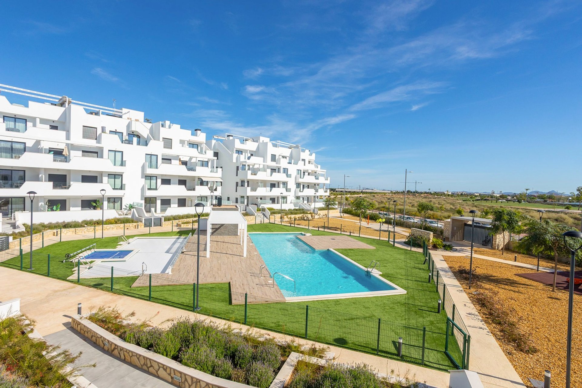 Resale - Townhouse - Santa Rosalía