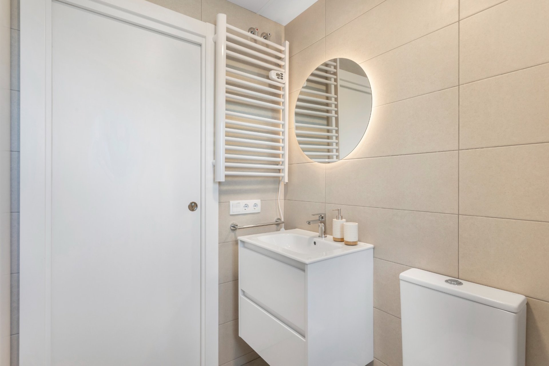 Resale - Townhouse - Santa Rosalía