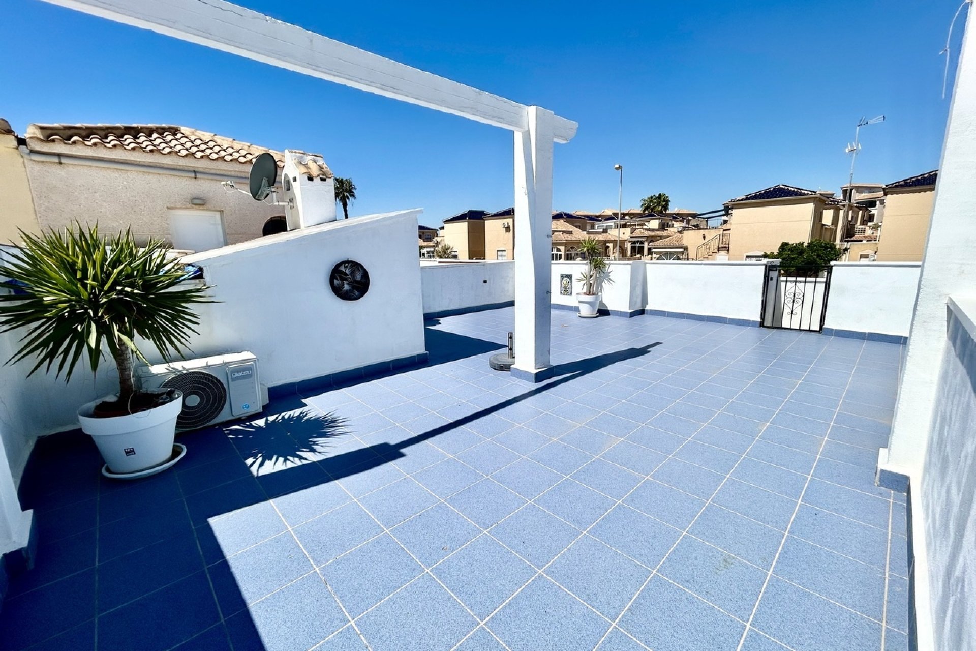 Resale - Townhouse - Torrevieja - Punta Prima