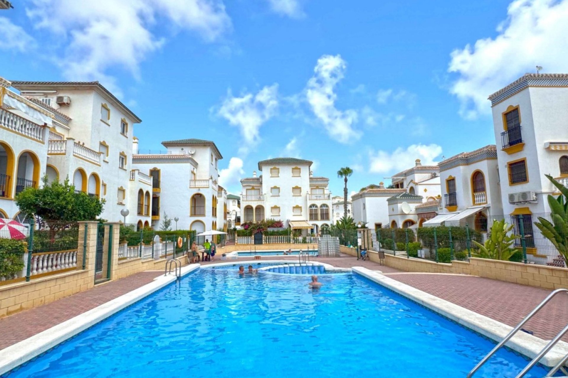 Resale - Townhouse - Torrevieja - Torrelamata - La Mata