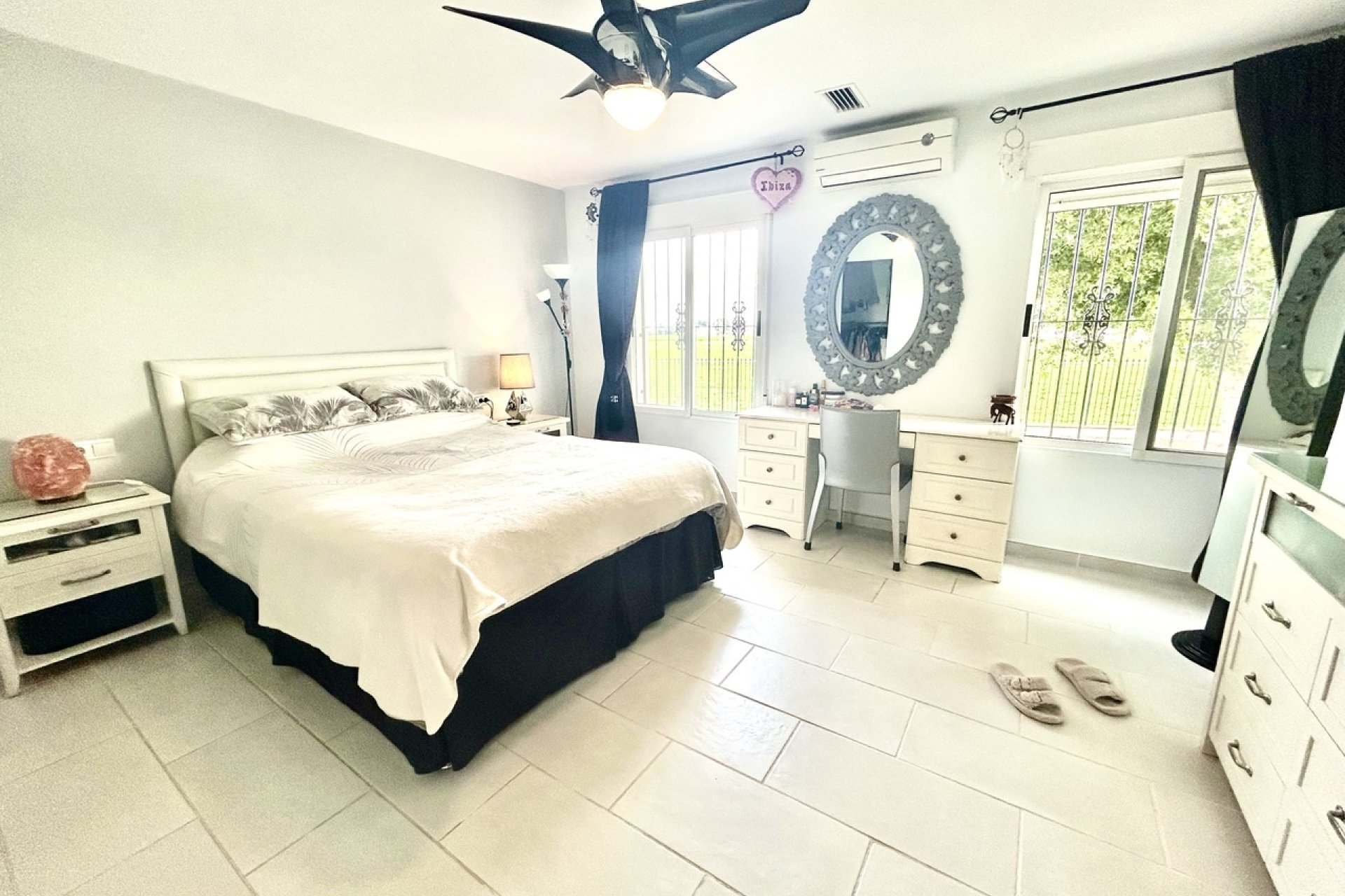 Resale - Villa - Catral