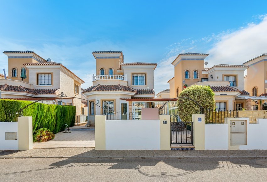 Resale - Villa - Guardamar del Segura