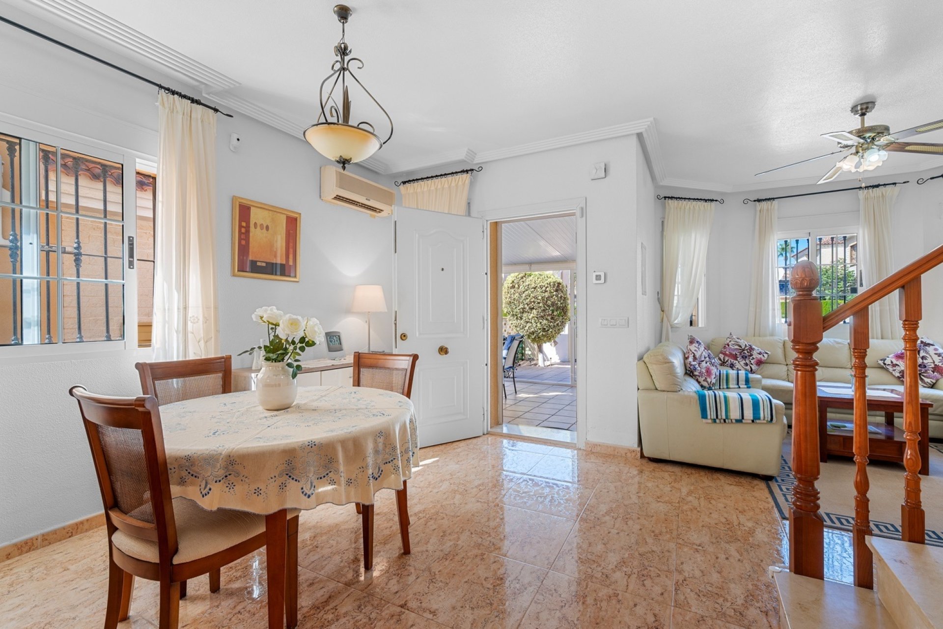 Resale - Villa - Guardamar del Segura
