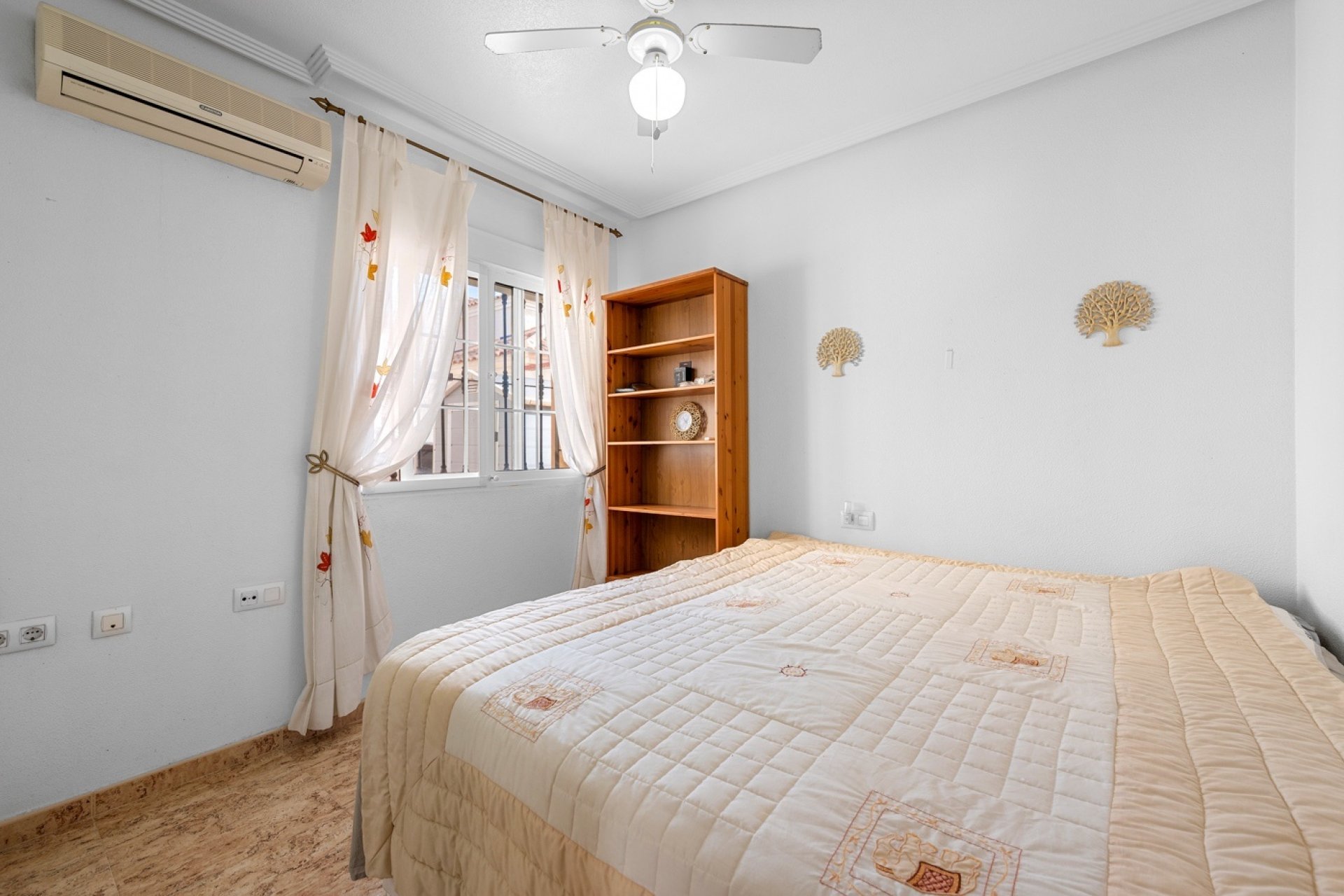 Resale - Villa - Guardamar del Segura