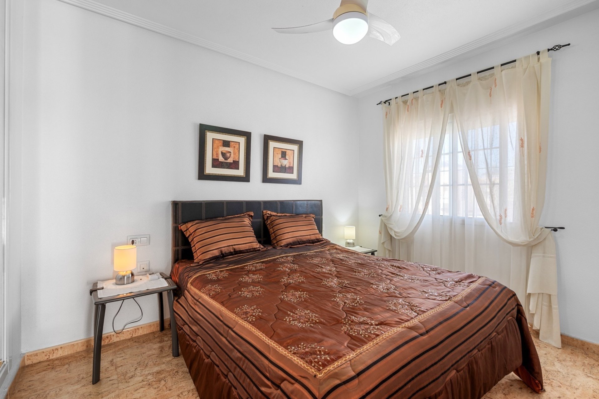 Resale - Villa - Guardamar del Segura