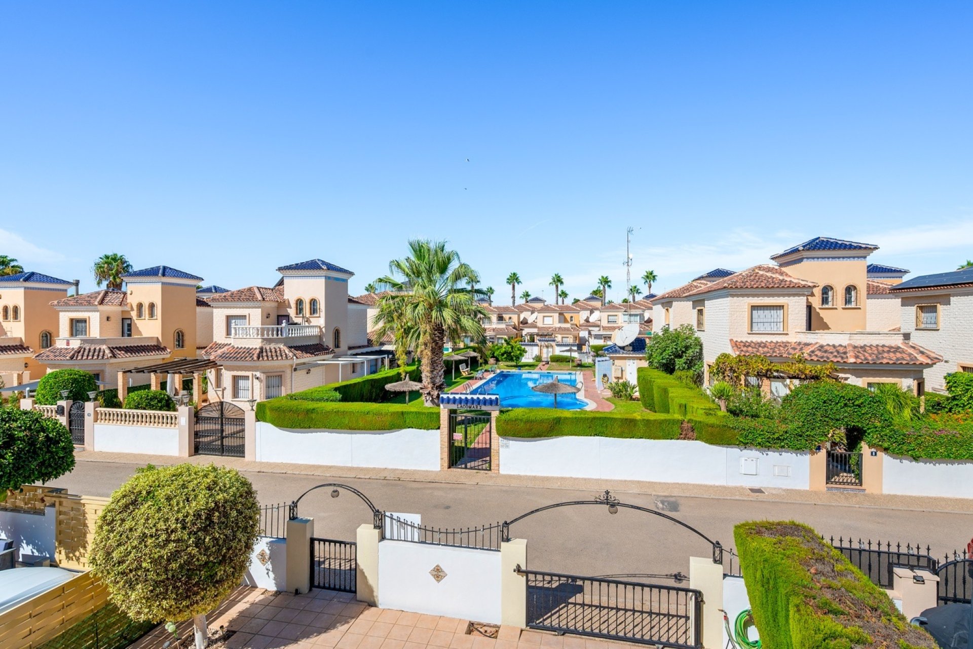 Resale - Villa - Guardamar del Segura