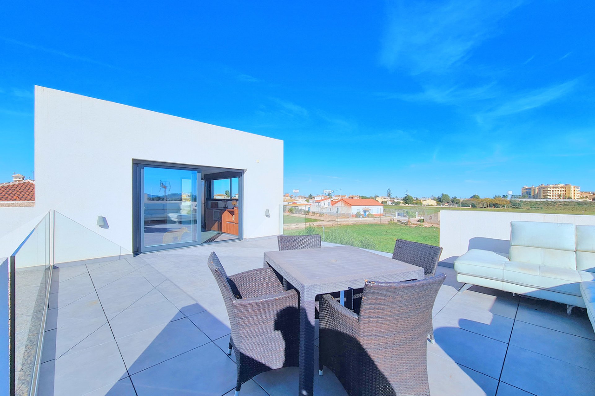 Resale - Villa - Los Alcázares