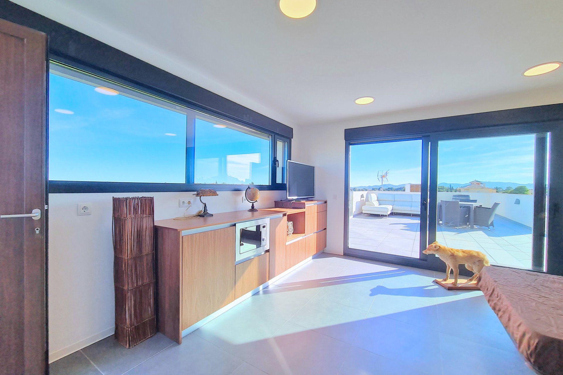 Resale - Villa - Los Alcázares