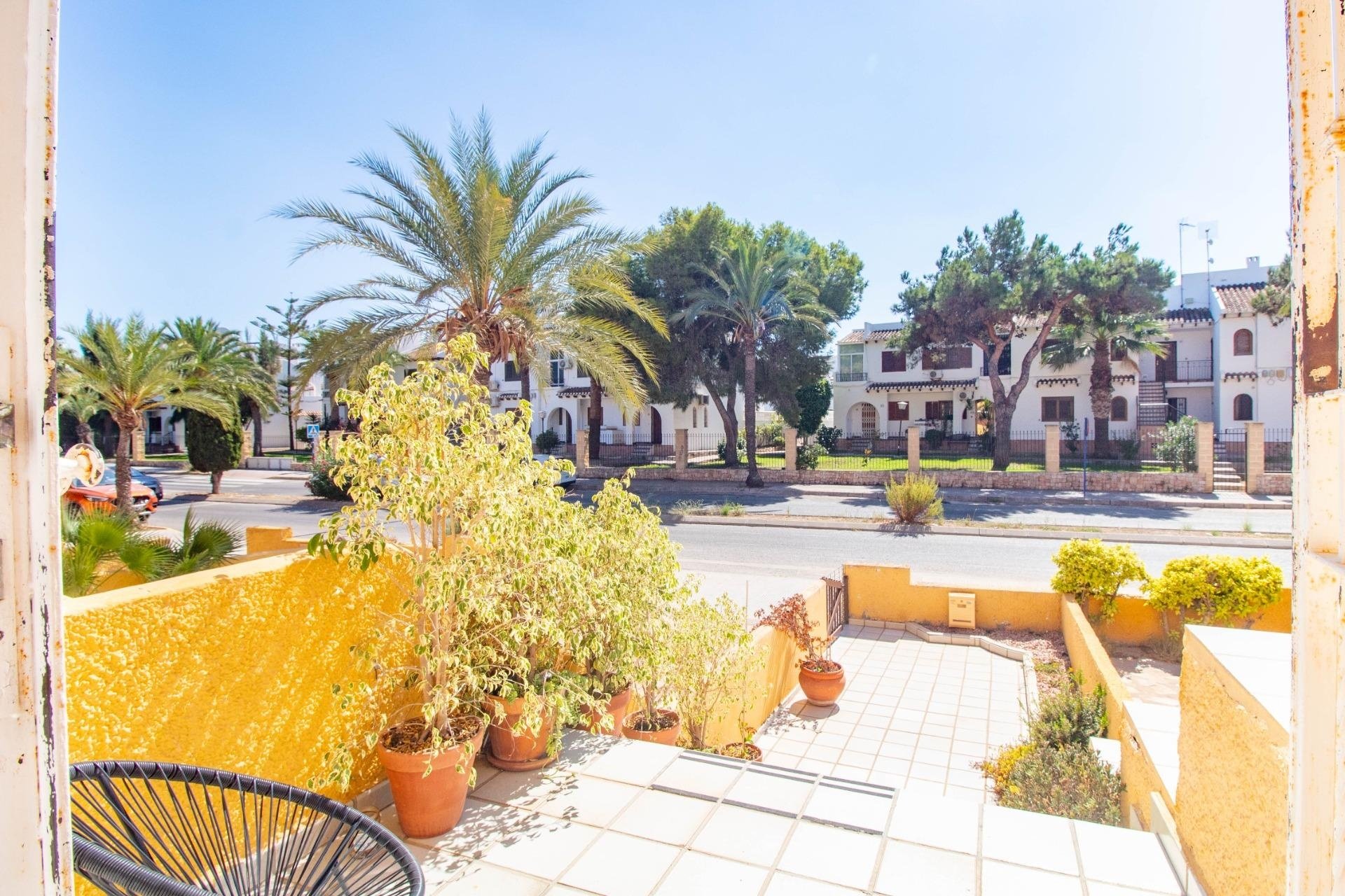 Resale - Villa - Orihuela Costa - Cabo Roig