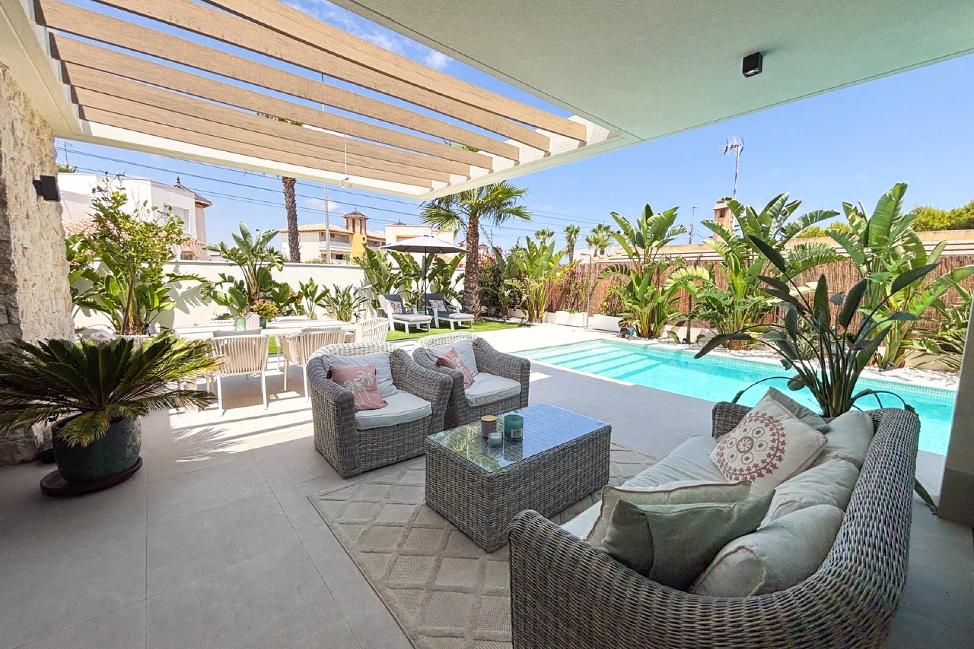 Resale - Villa - Orihuela Costa - Cabo Roig