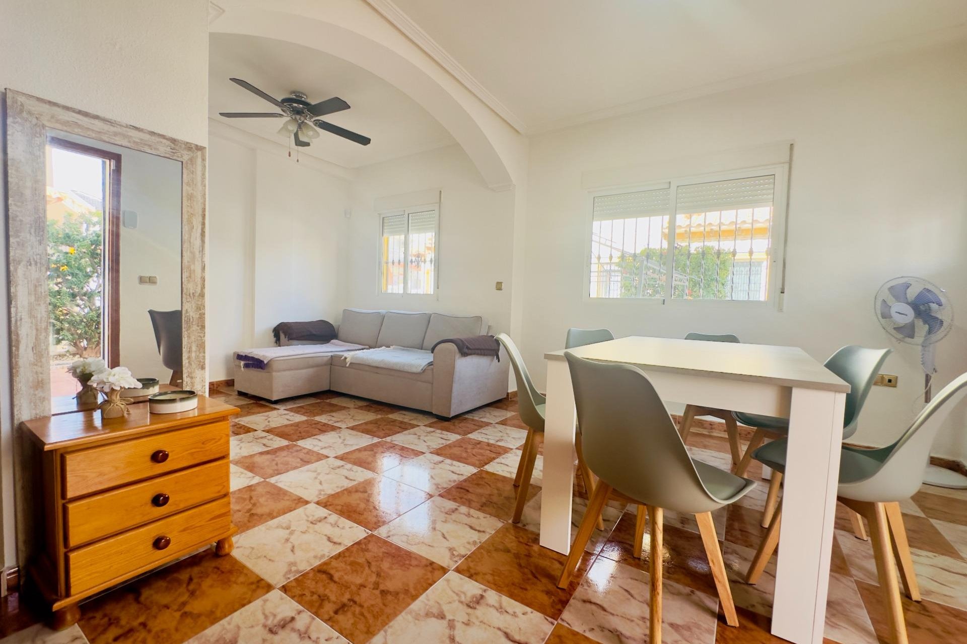 Resale - Villa - Orihuela Costa - Cabo Roig