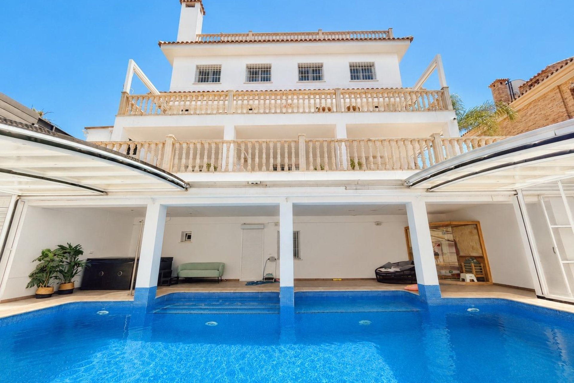 Resale - Villa - Orihuela Costa - Campoamor