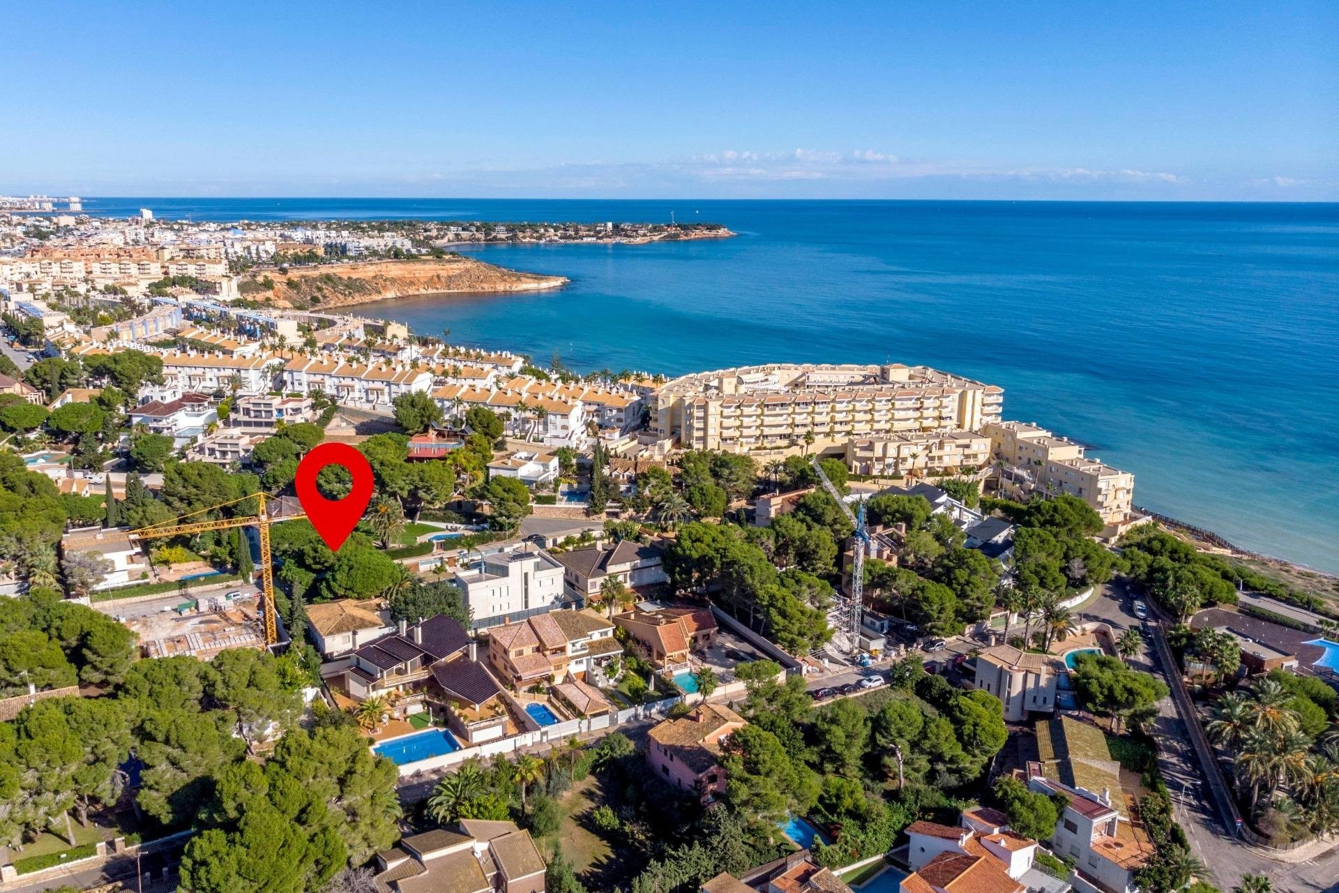 Resale - Villa - Orihuela Costa - Campoamor