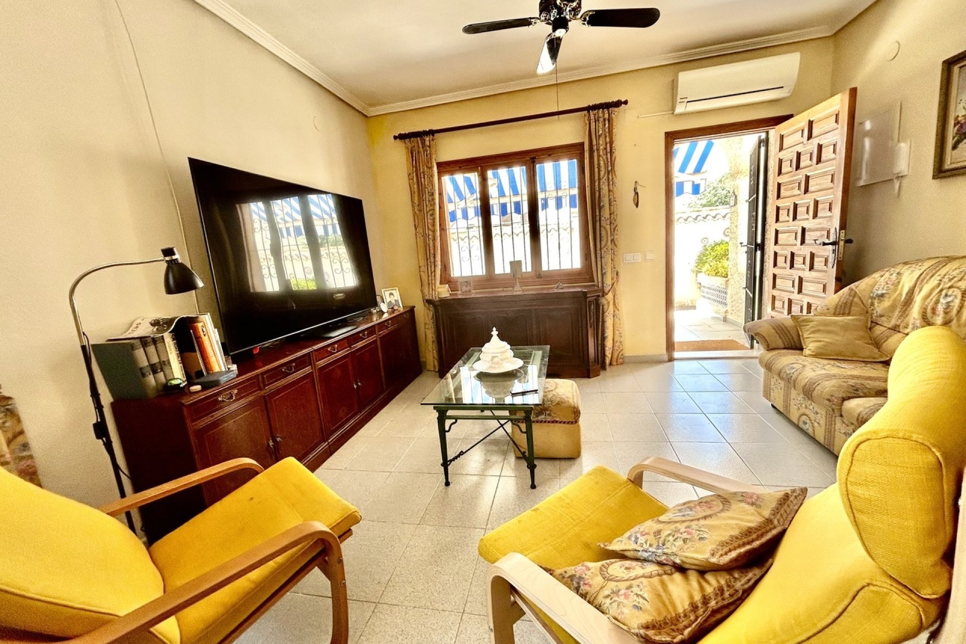 Resale - Villa - Orihuela Costa - La Zenia
