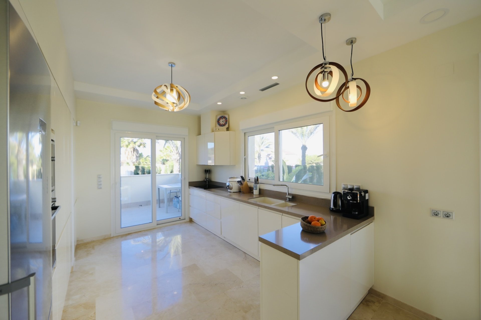 Resale - Villa - Orihuela Costa - La Zenia