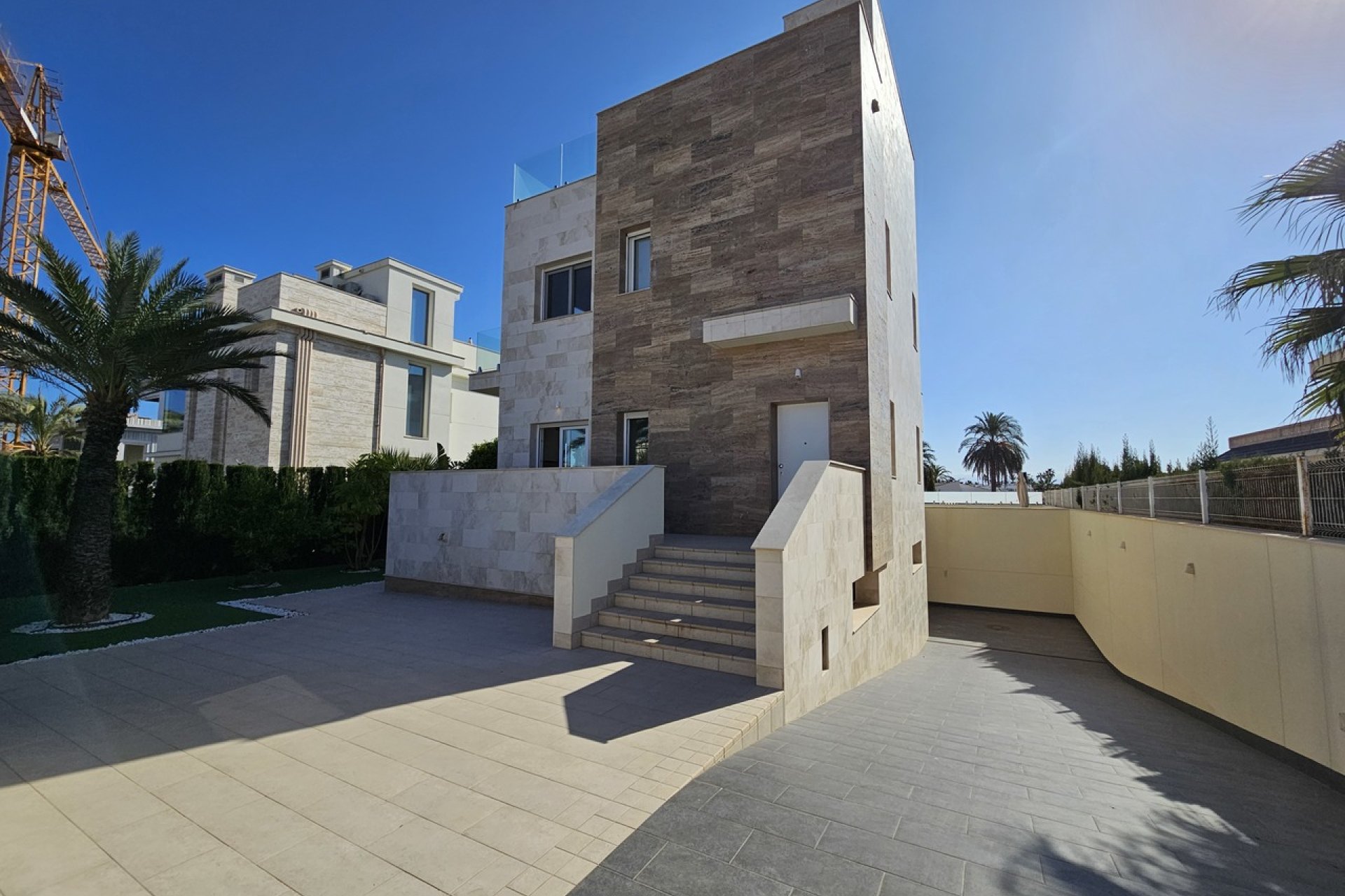 Resale - Villa - Orihuela Costa - La Zenia
