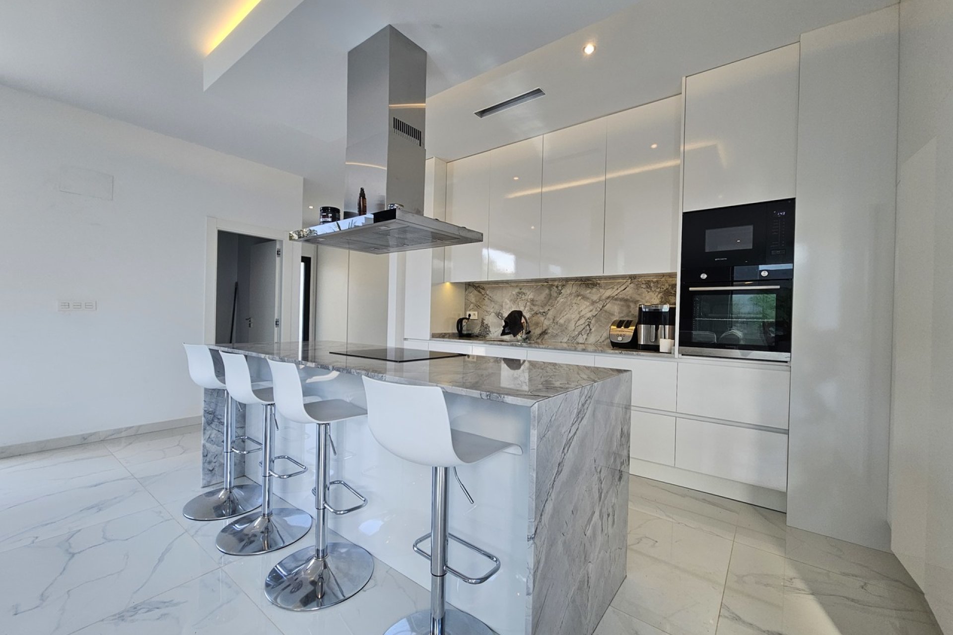 Resale - Villa - Orihuela Costa - Las Colinas Golf Resort