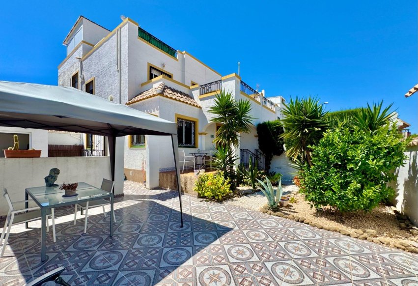 Resale - Villa - Orihuela Costa - Los Balcones - Los Altos 