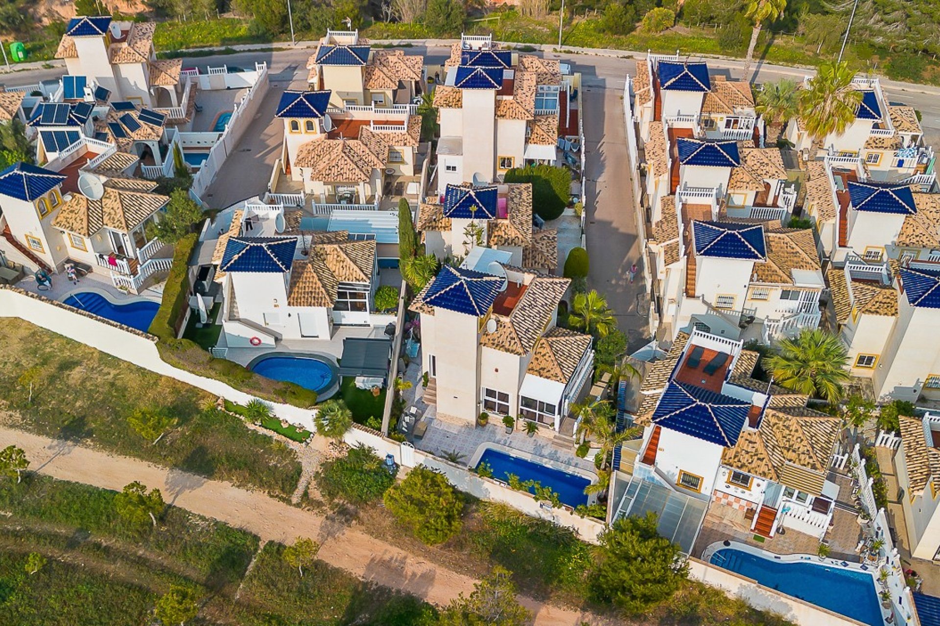 Resale - Villa - Orihuela Costa - Playa Flamenca