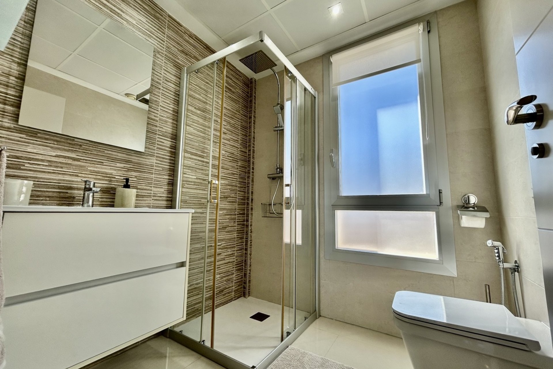 Resale - Villa - Orihuela Costa - Villamartín