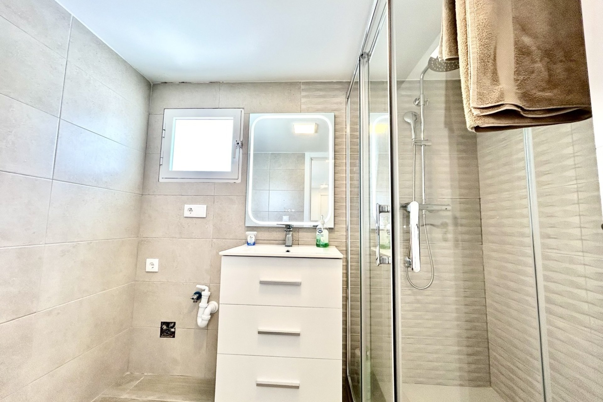 Resale - Villa - Orihuela Costa - Villamartín