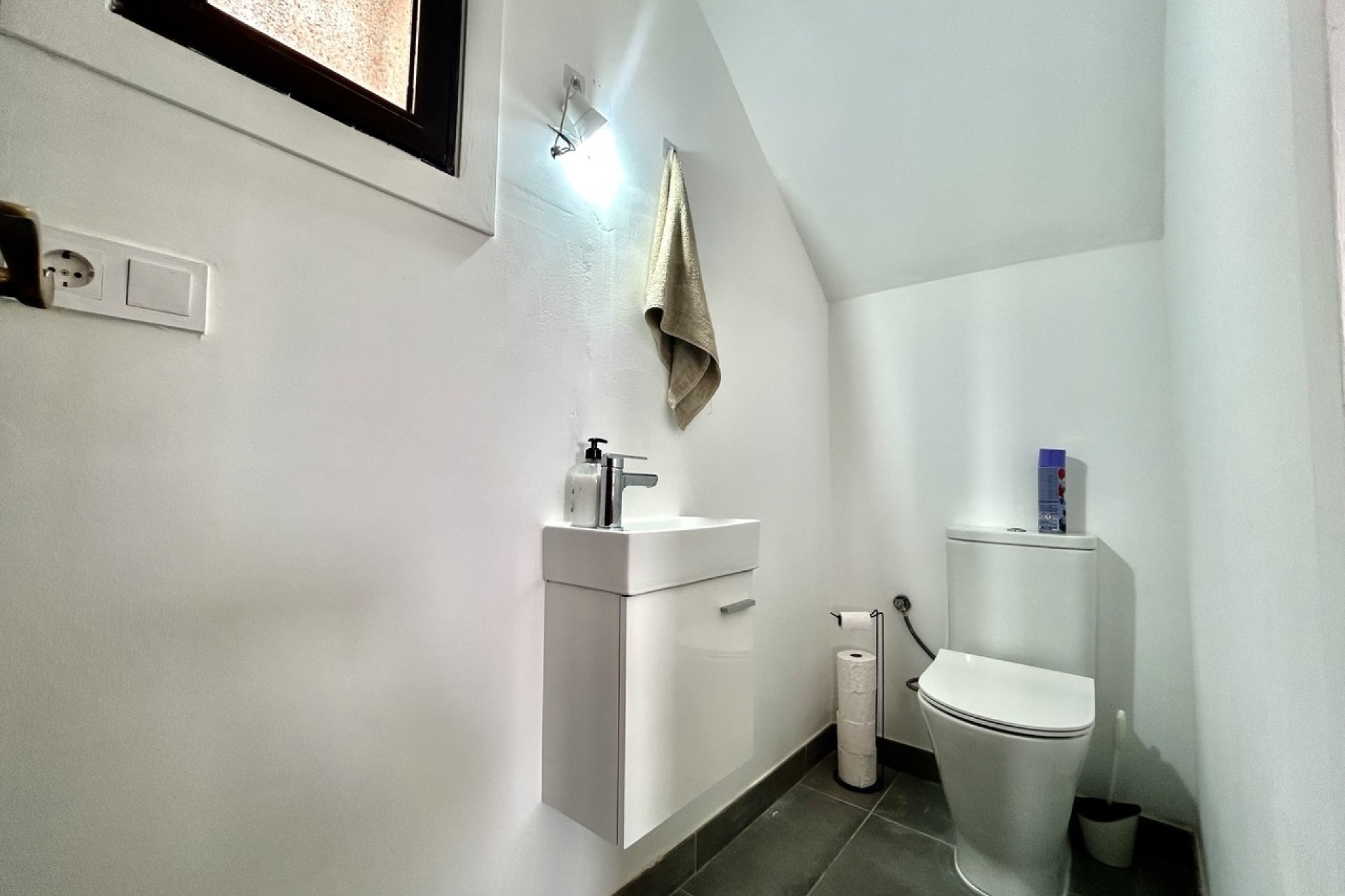 Resale - Villa - Orihuela Costa - Villamartín