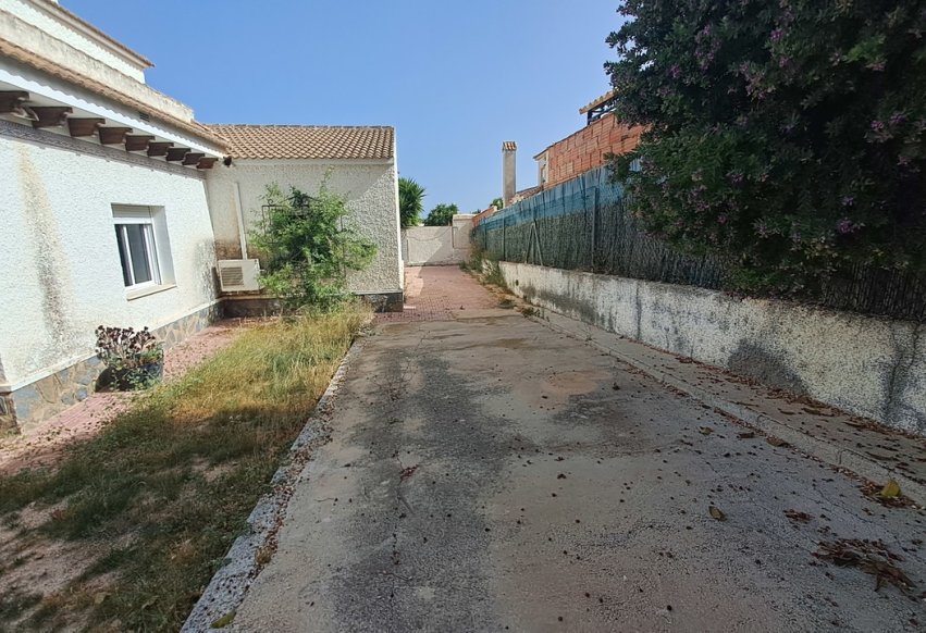 Resale - Villa - Orihuela Costa - Villamartín