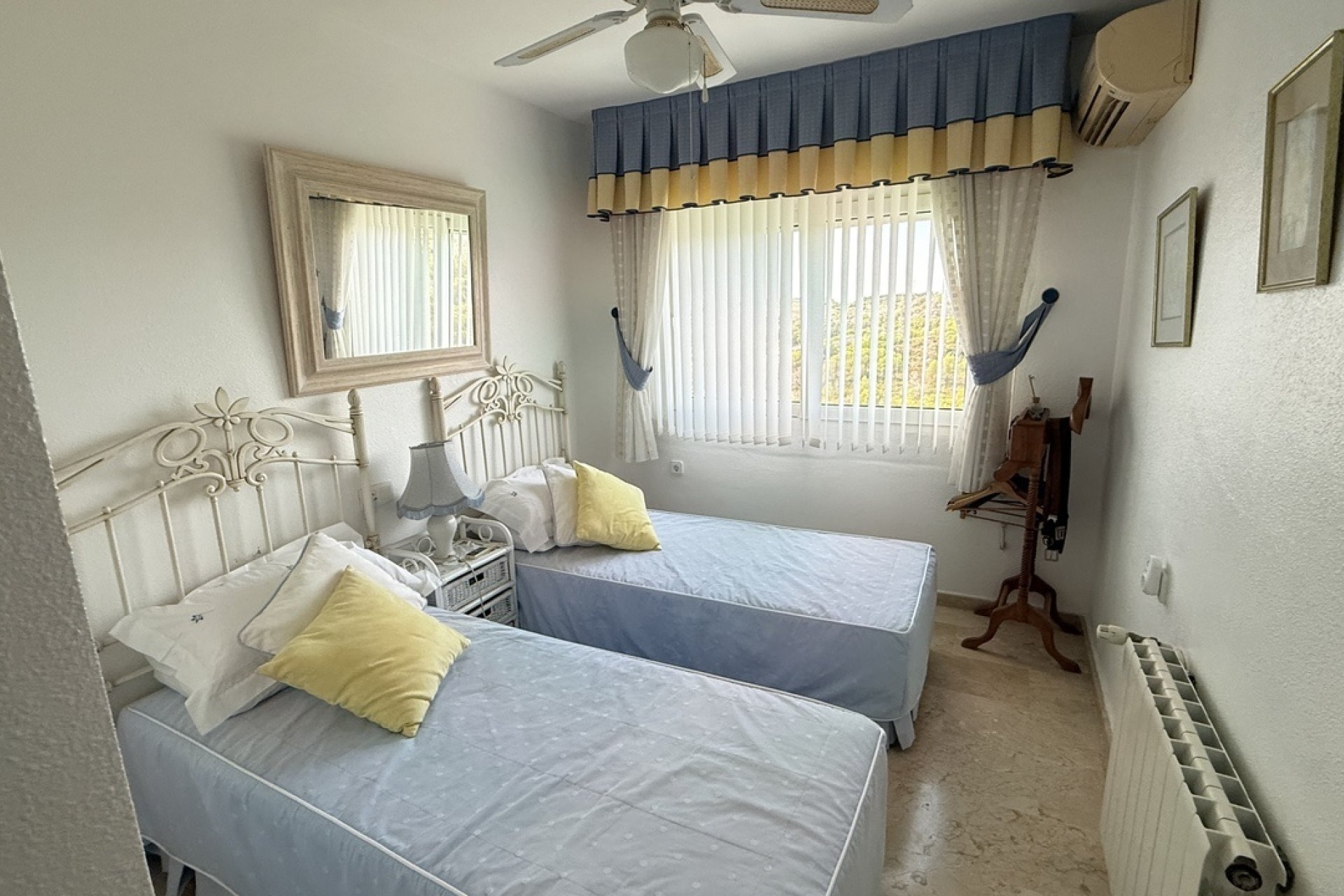Resale - Villa - Orihuela Costa - Villamartín