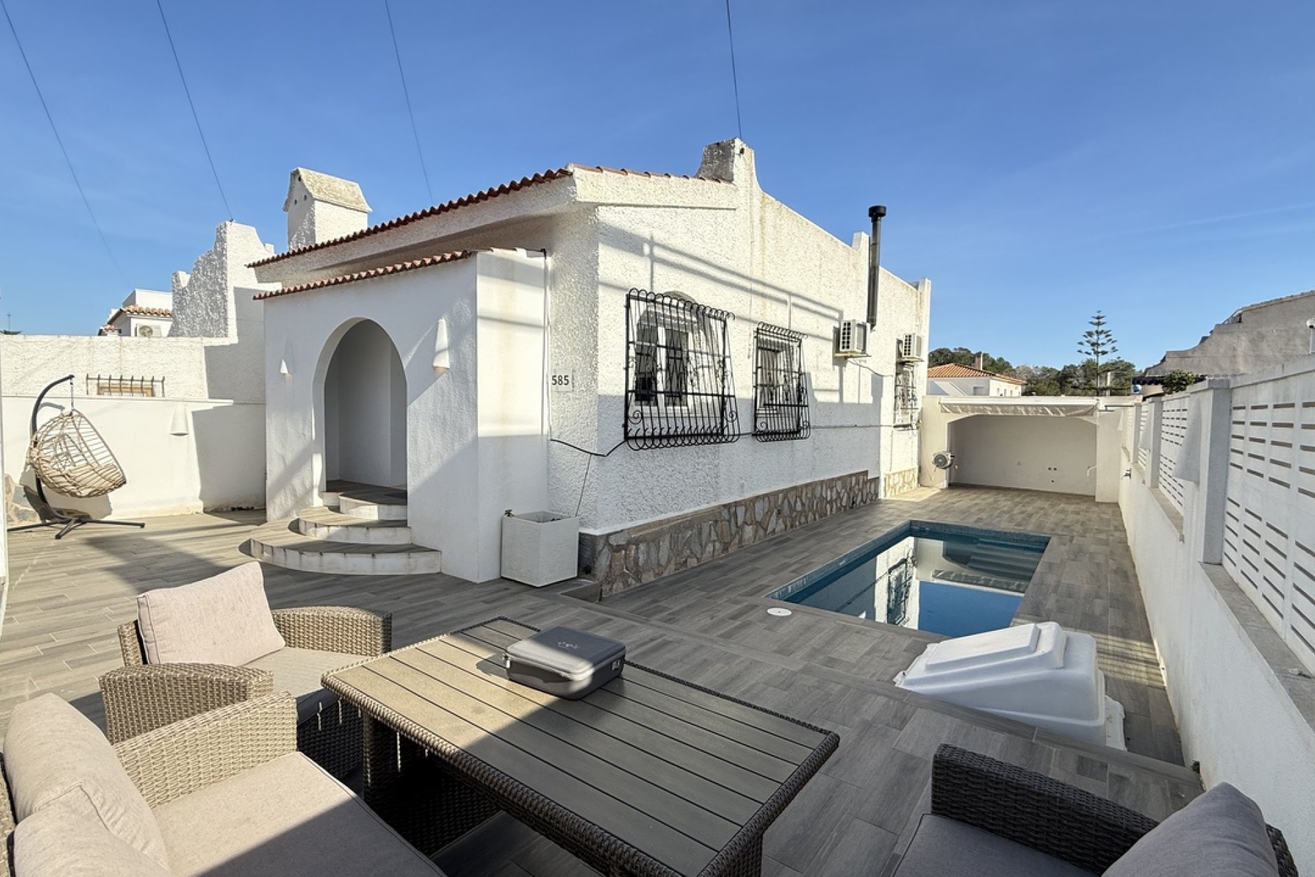 Resale - Villa - Orihuela Costa - Villamartín