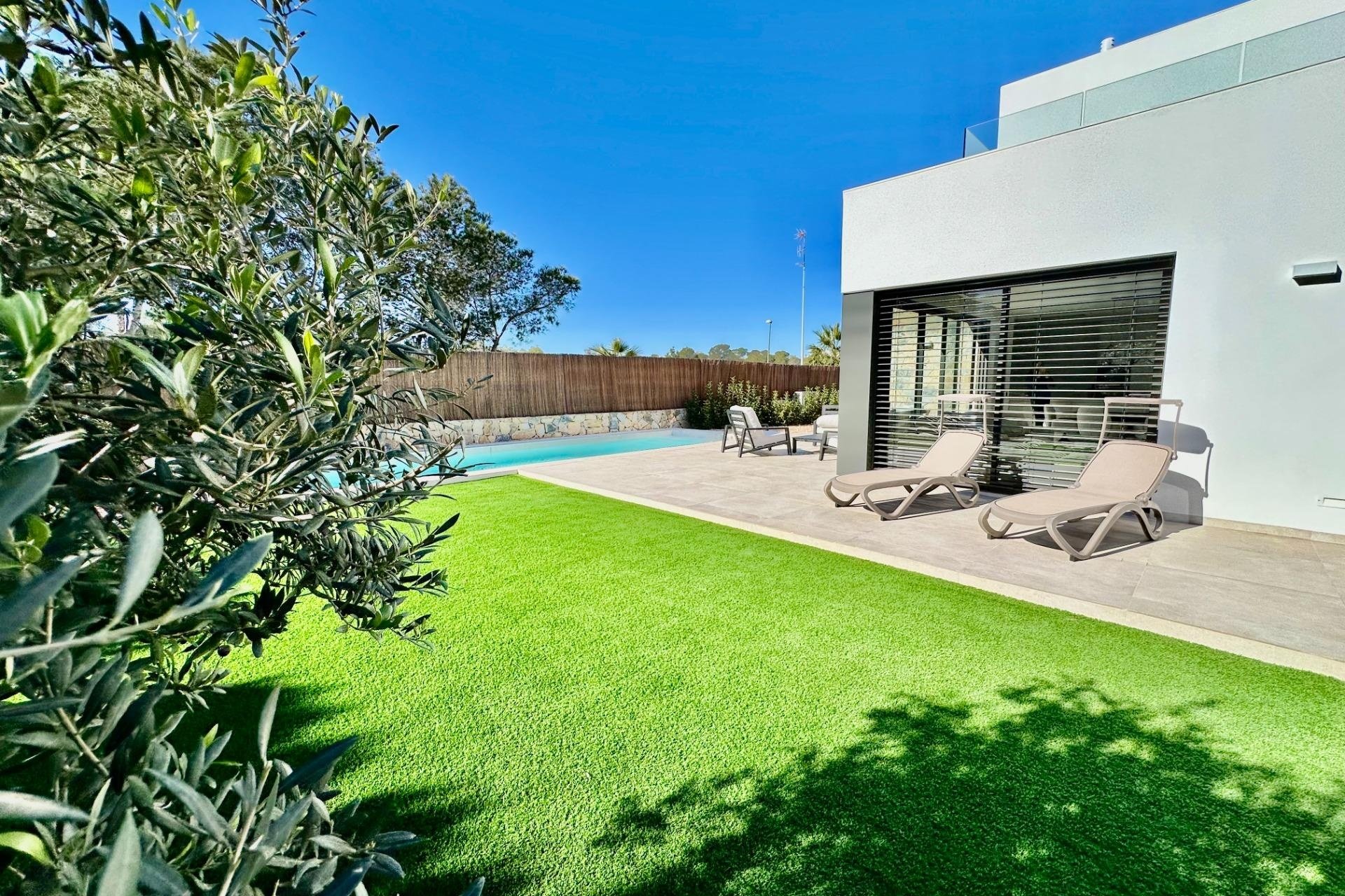 Resale - Villa - Orihuela - Las Colinas Golf - Country Club