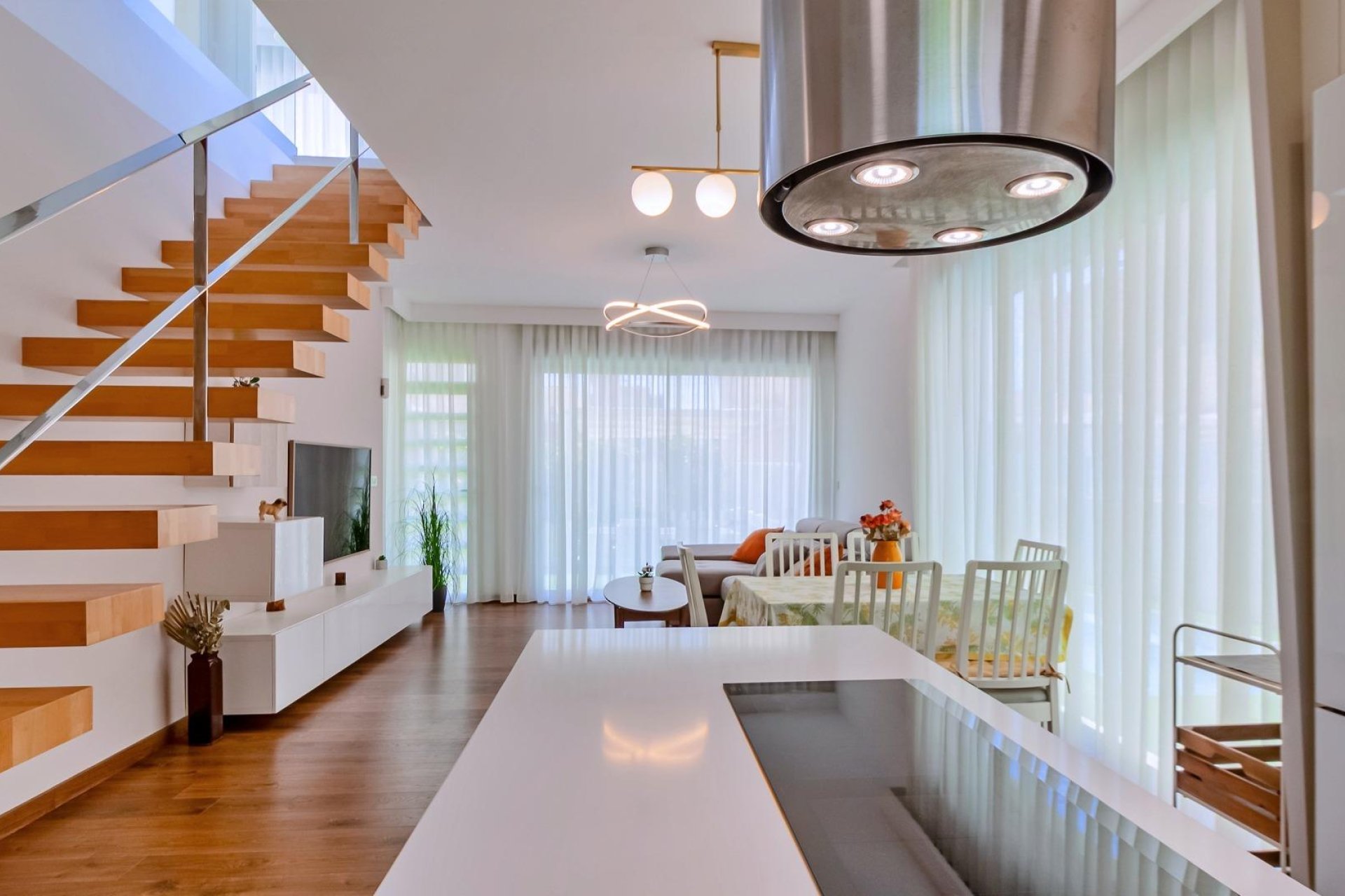 Resale - Villa - Pilar de la Horadada - Pueblo Latino