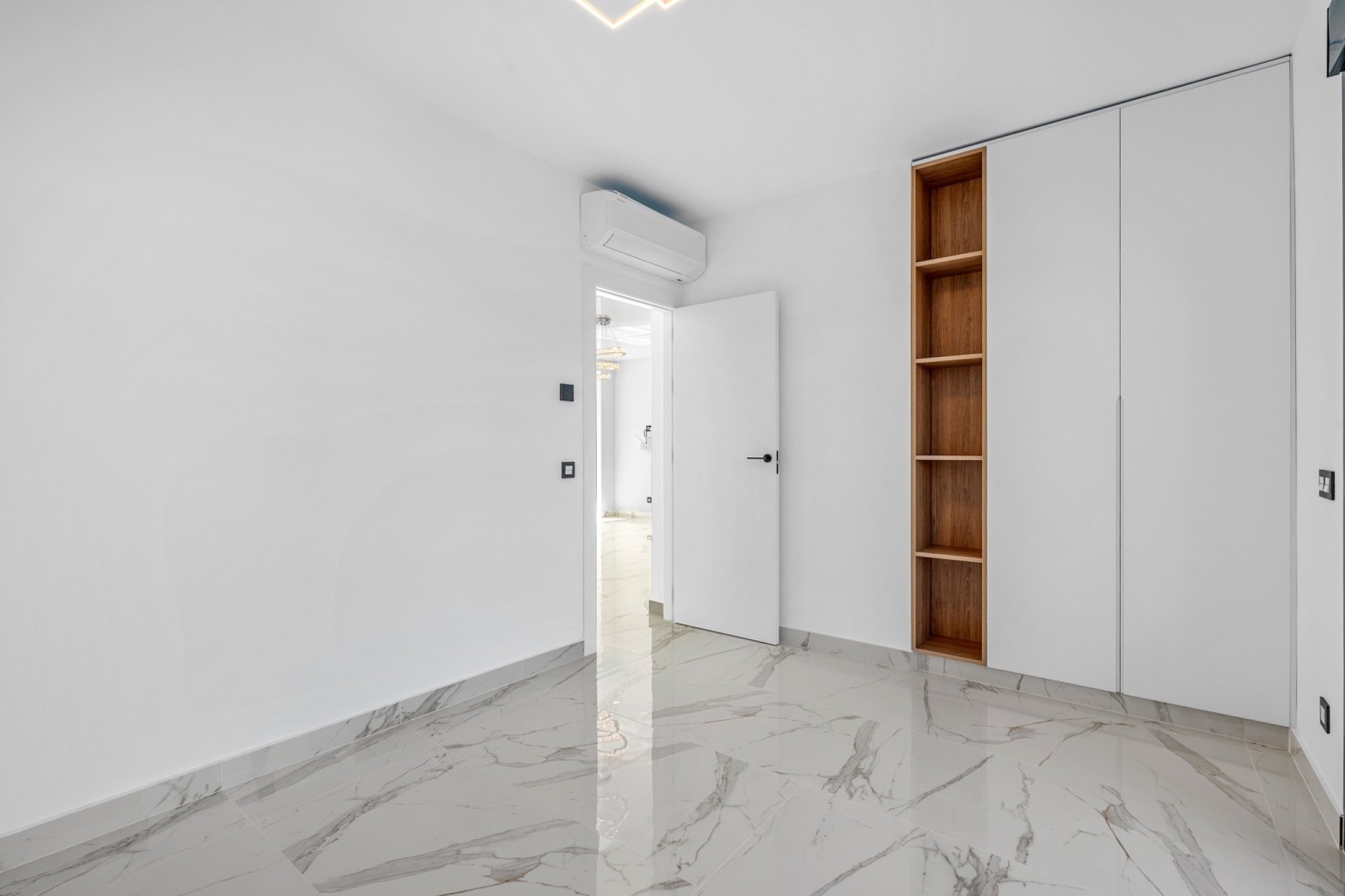 Resale - Villa - Rojales