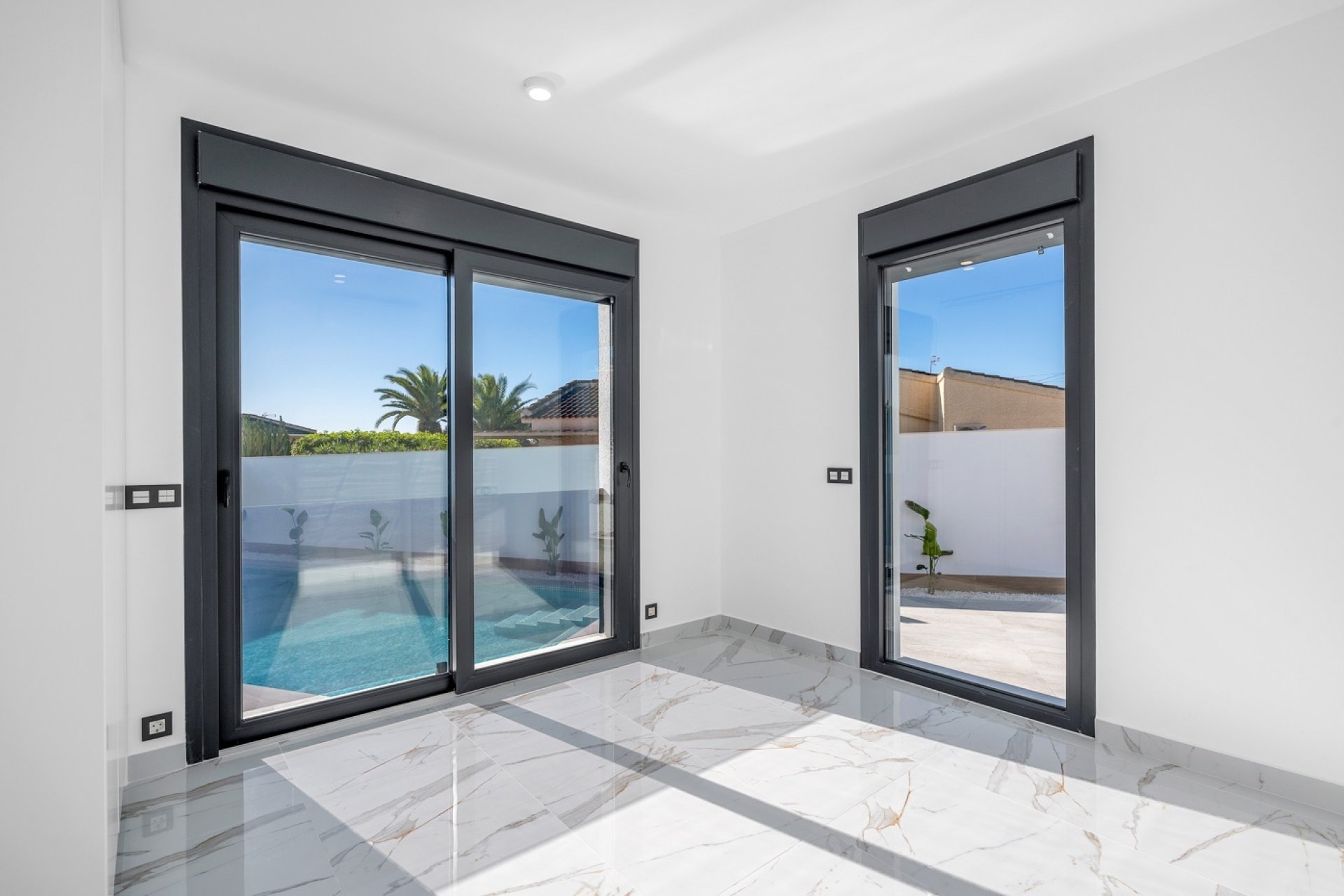 Resale - Villa - Rojales