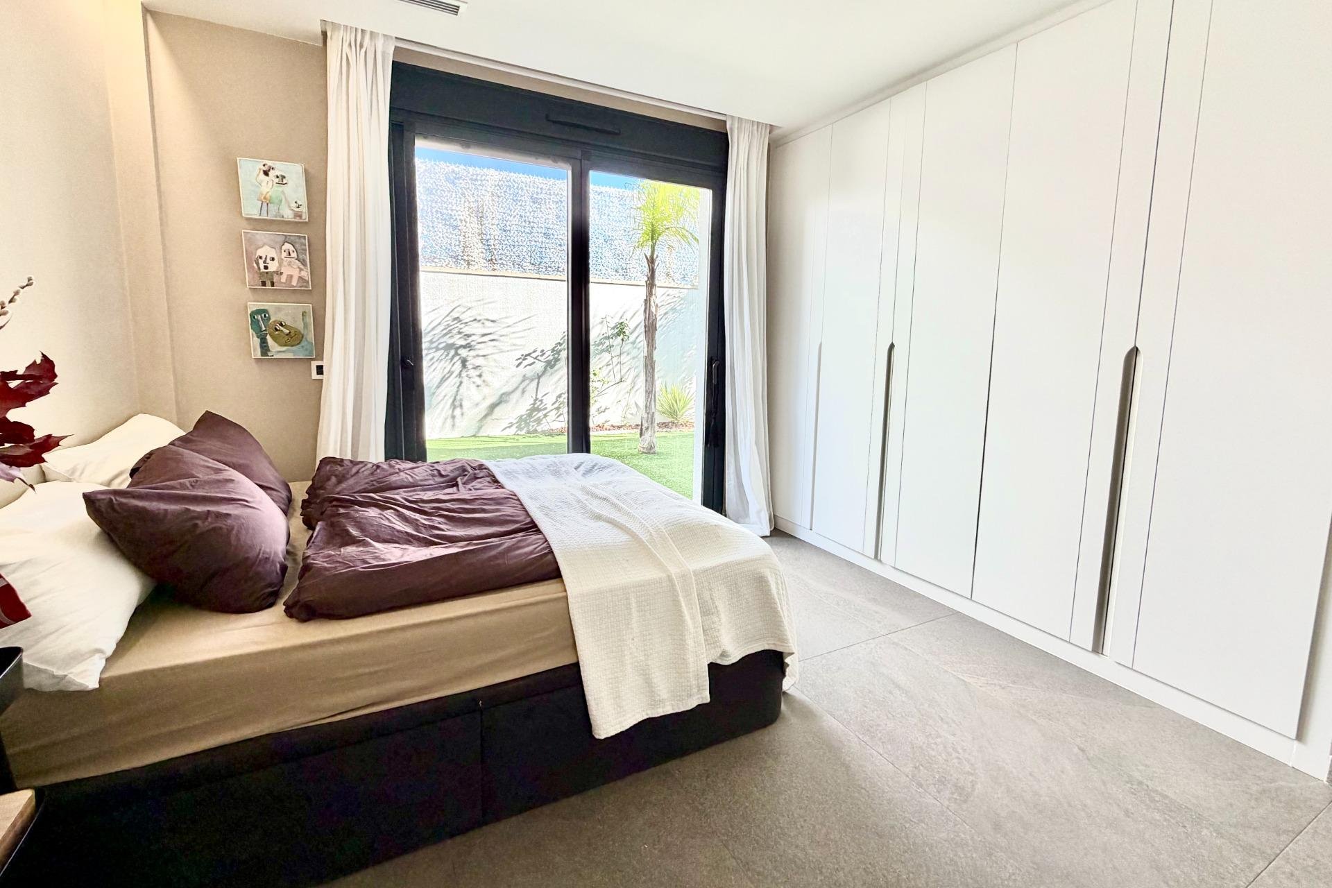 Resale - Villa - San Miguel de Salinas - Bellavista