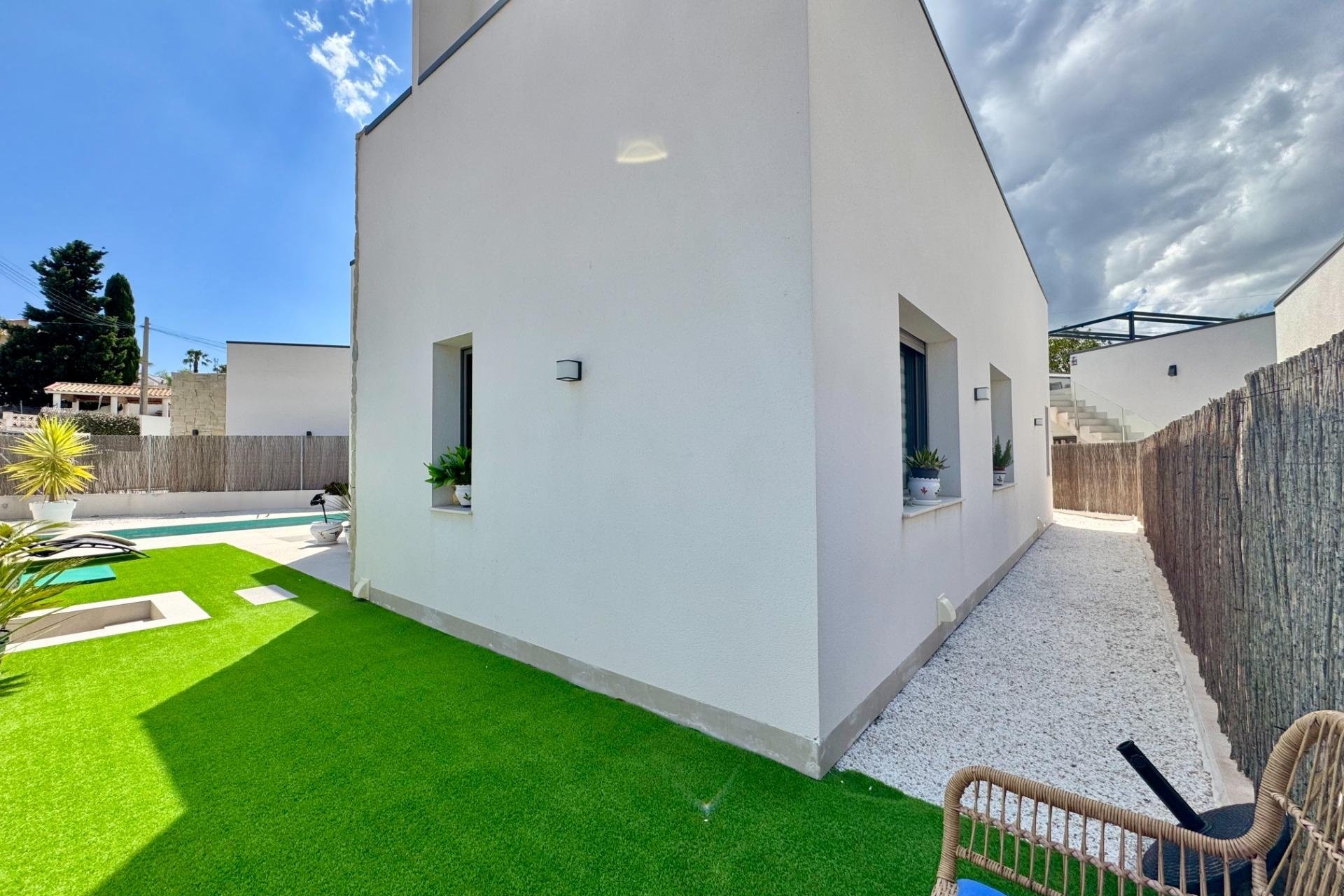 Resale - Villa - San Miguel de Salinas - Blue Lagoon - Galán