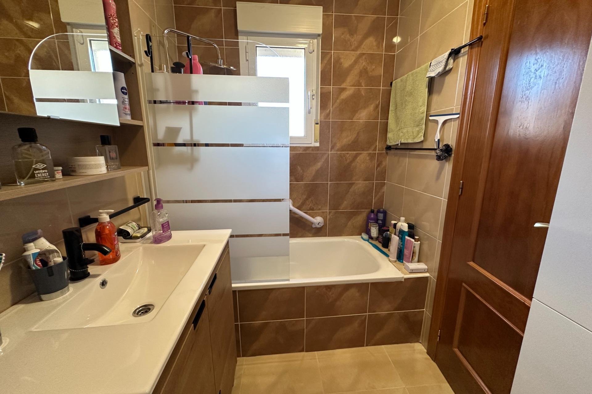 Resale - Villa - San Miguel de Salinas - Residencial los flamencos