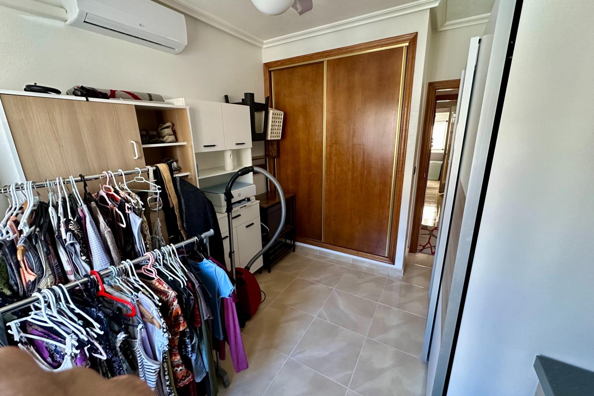 Resale - Villa - San Miguel de Salinas - Residencial los flamencos