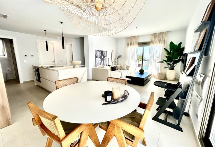 Resale - Villa - San Miguel de Salinas