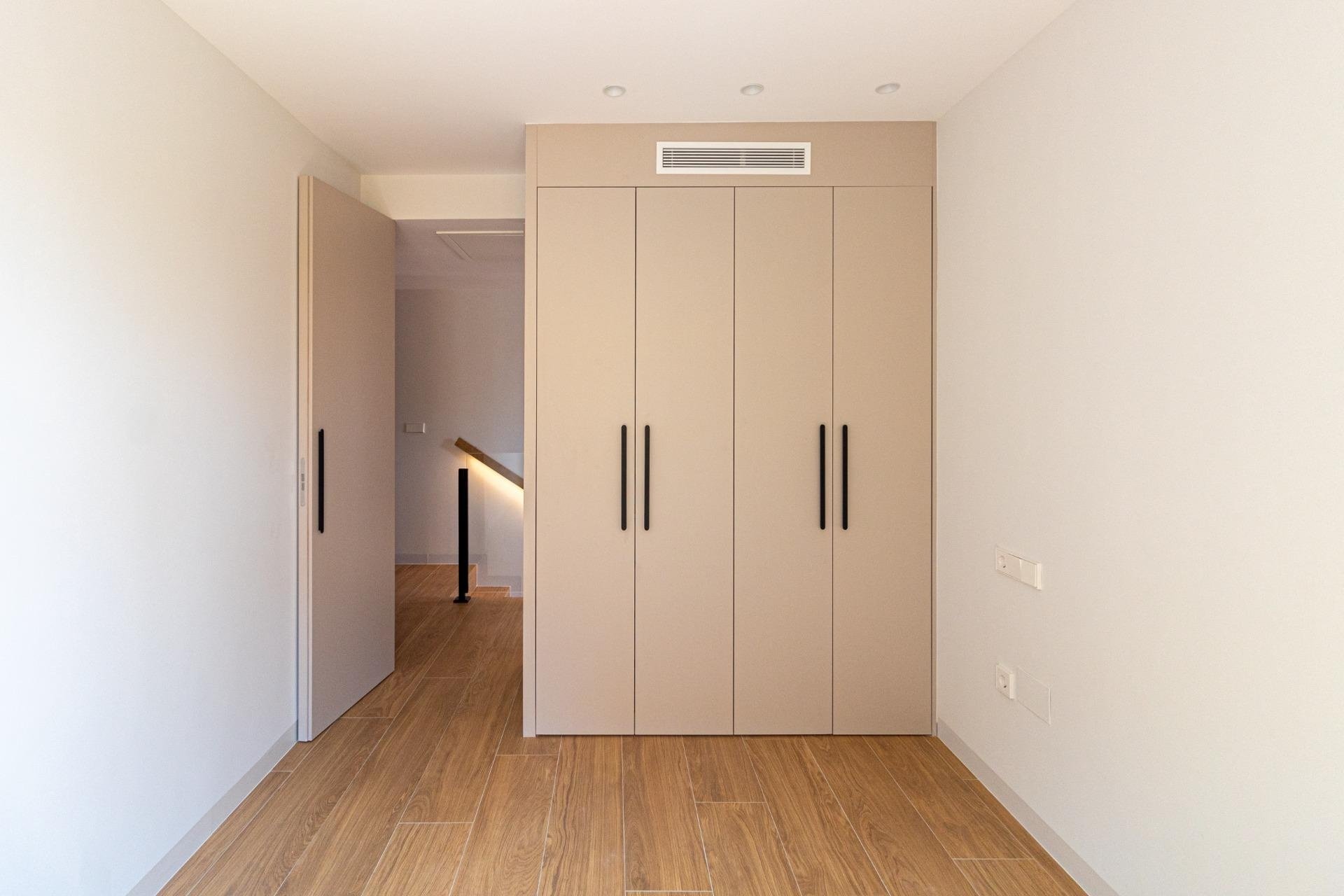 Resale - Villa - Santiago de la Ribera - Playa de santiago de la ribera