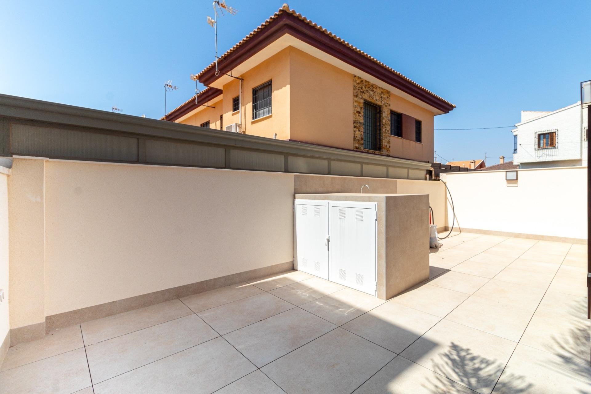 Resale - Villa - Santiago de la Ribera - Playa de santiago de la ribera