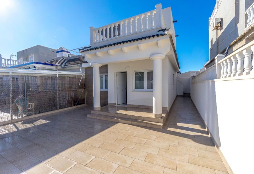 Resale - Villa - Torrevieja - El chaparral