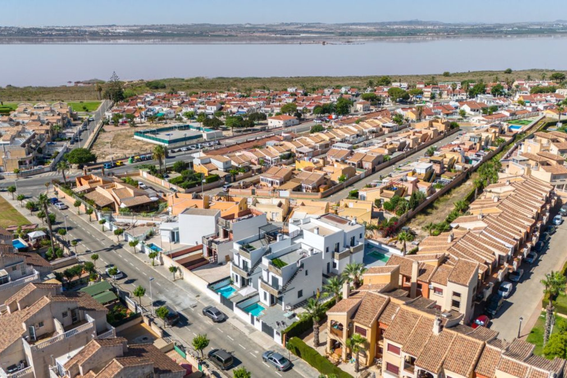 Resale - Villa - Torrevieja - La Siesta - El Salado -  Torreta
