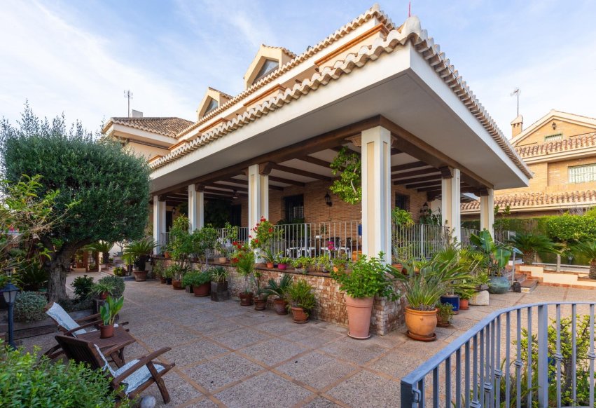 Resale - Villa - Torrevieja - La Veleta