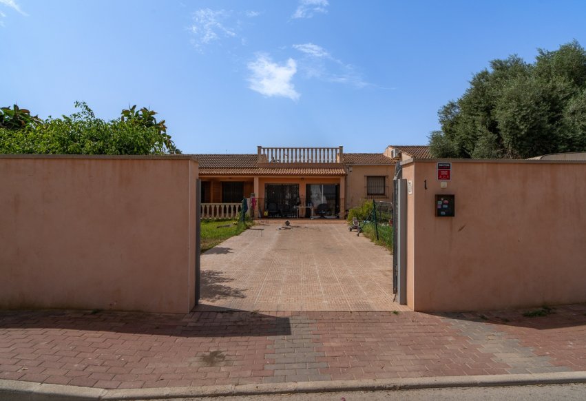 Resale - Villa - Torrevieja - Los Balcones - Los Altos 