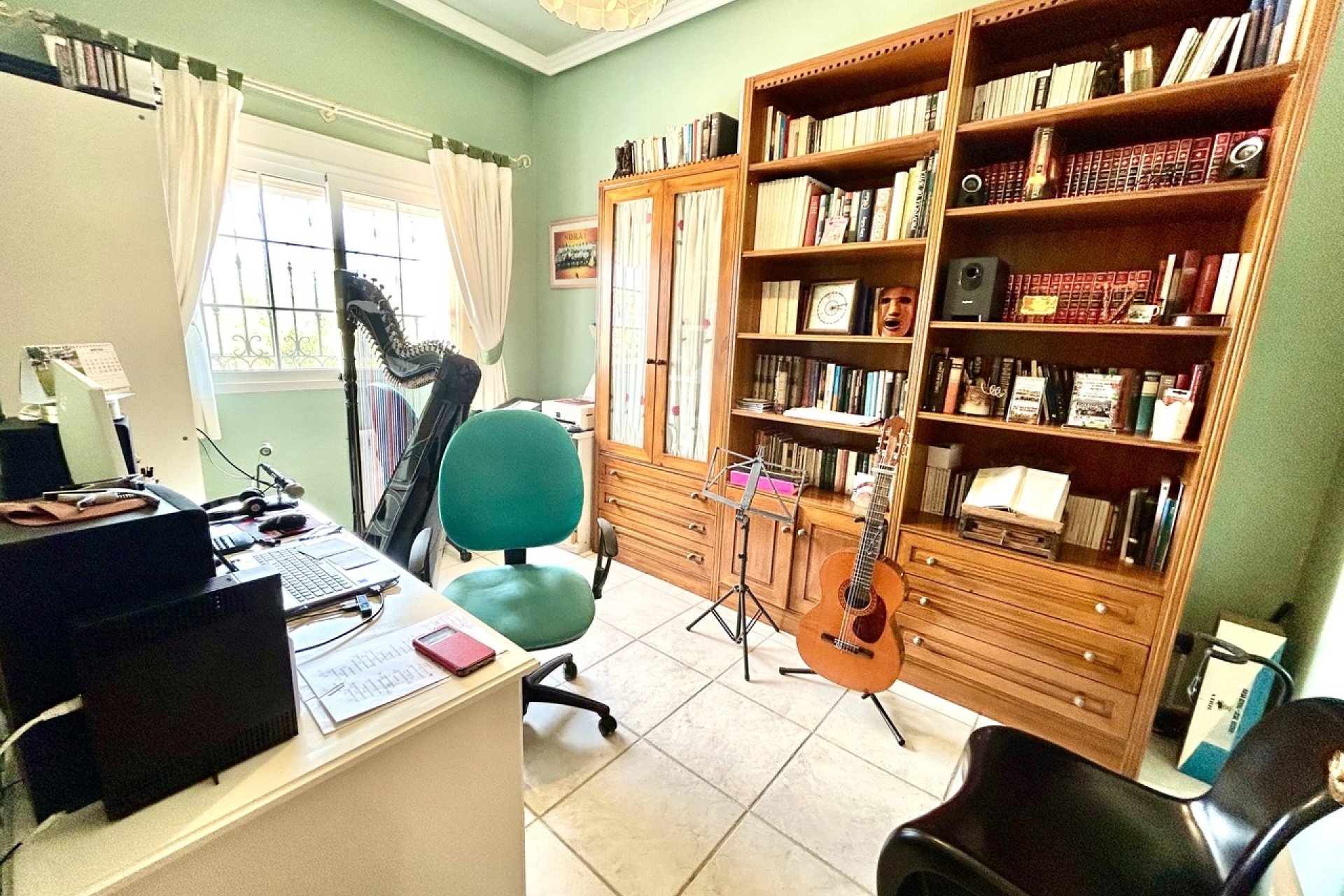 Resale - Villa - Torrevieja