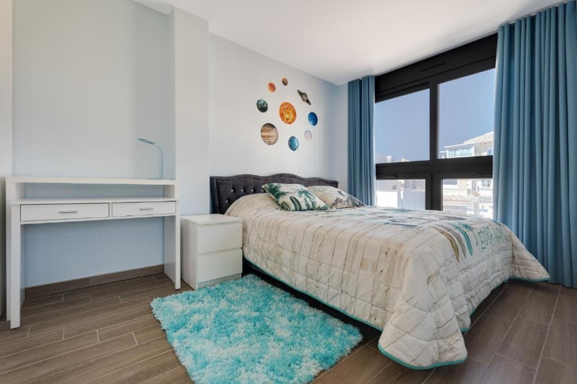 Resale - Villa - Torrevieja